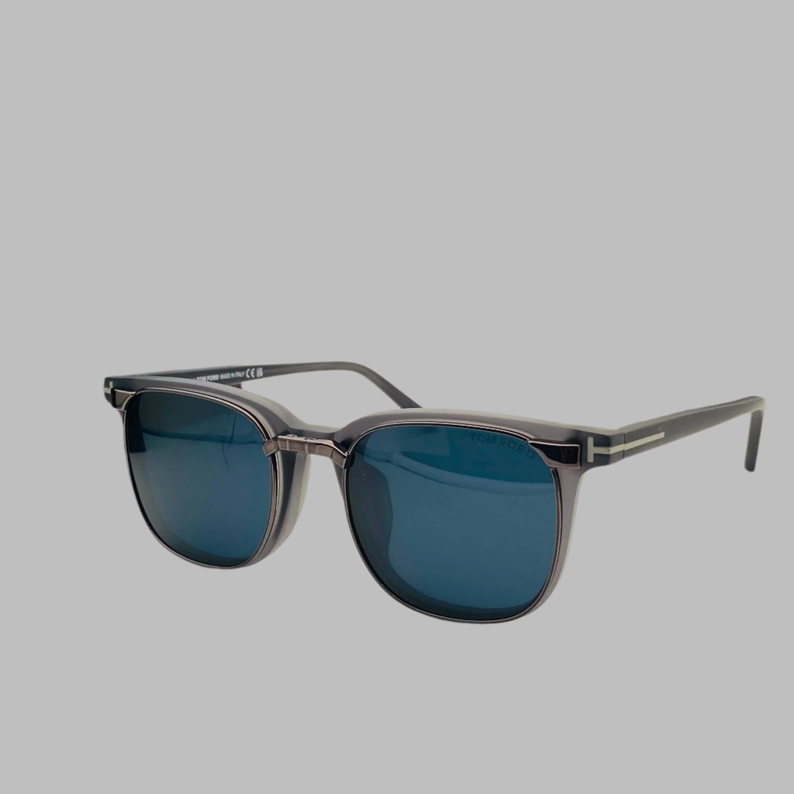 Tom Ford TF5916-B Blue Control With Magnetic Clip On