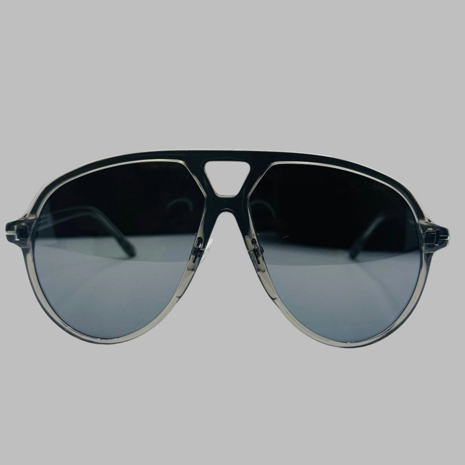 Tom Ford Bertrand TF1061