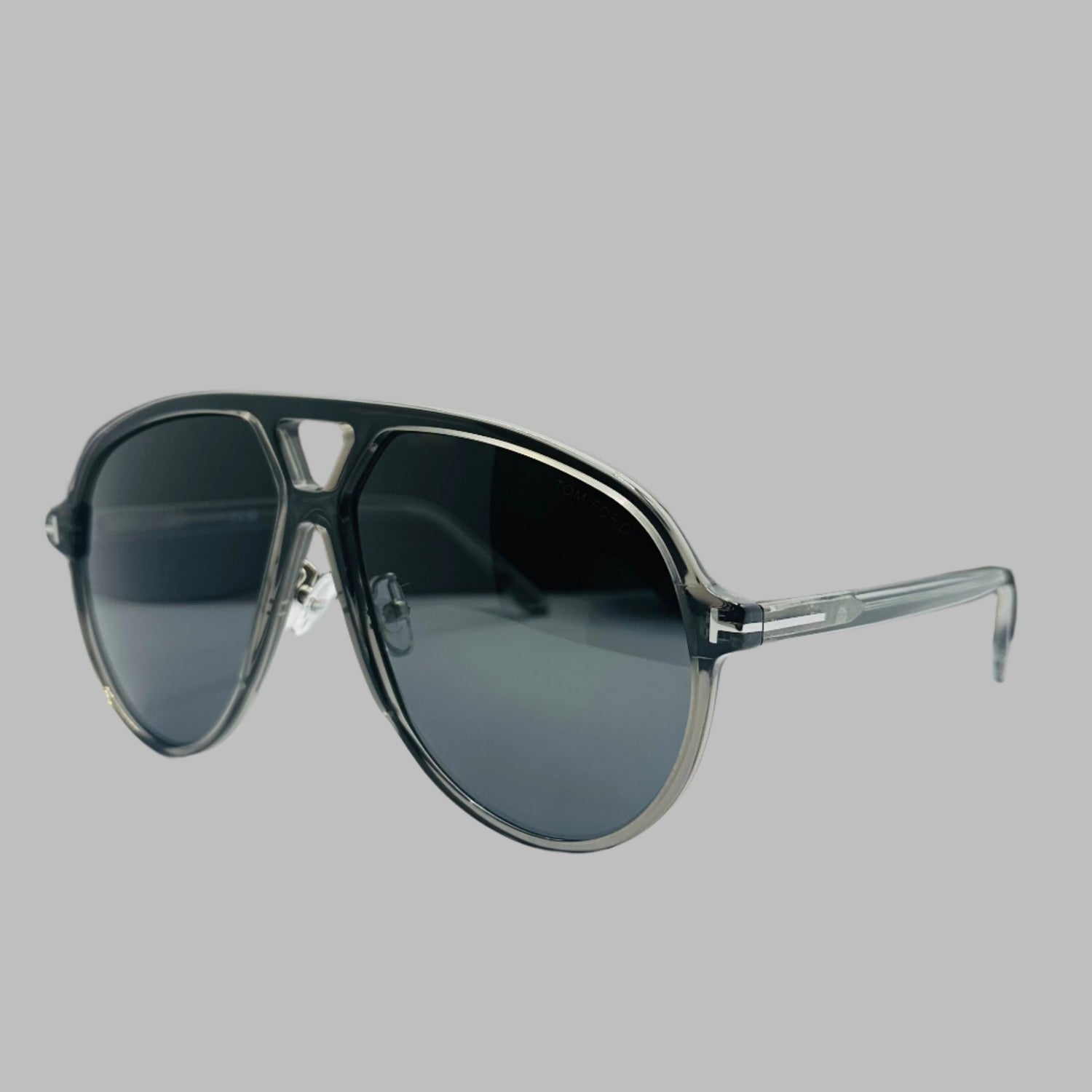 Tom Ford Bertrand TF1061