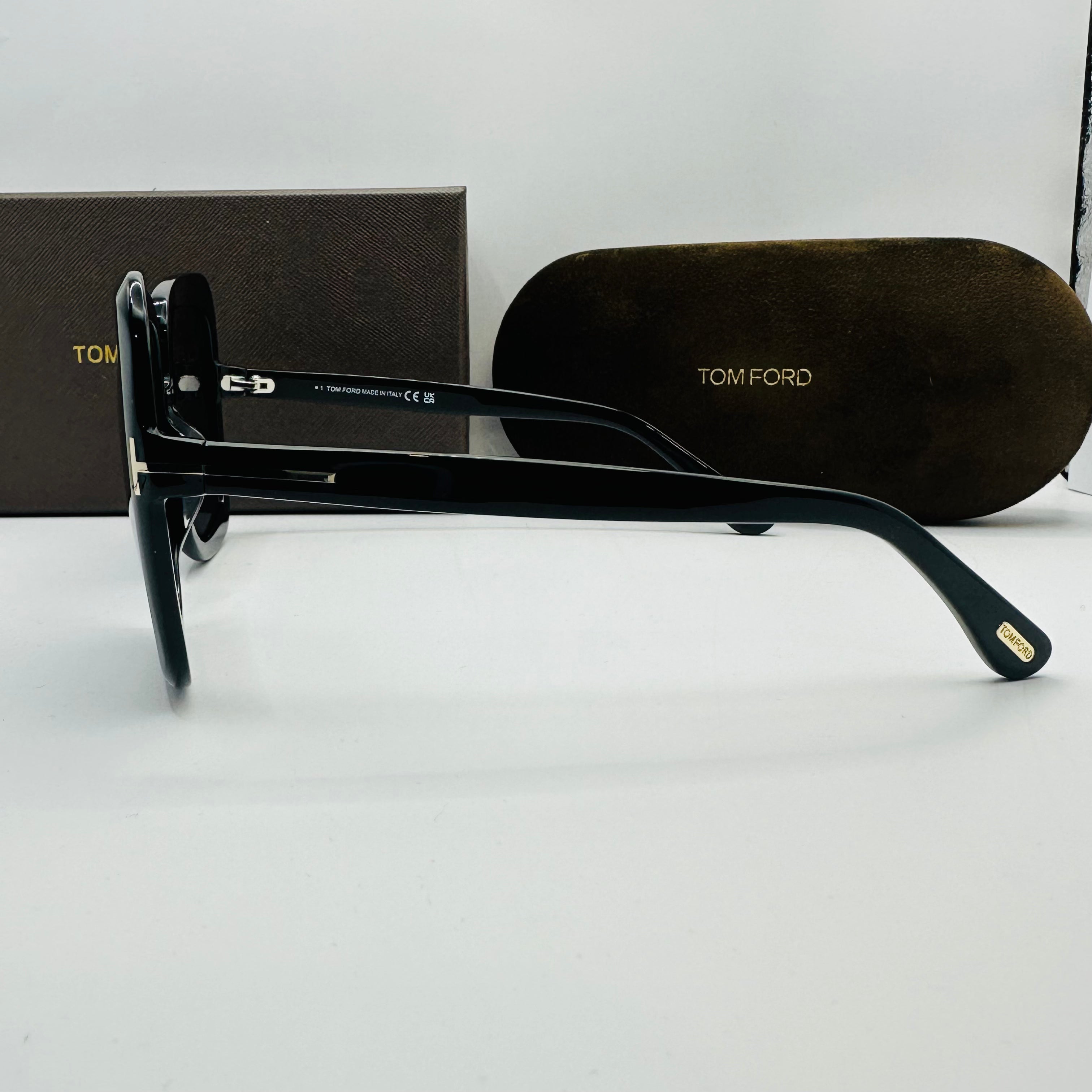 Tom Ford Lorelai TF1156