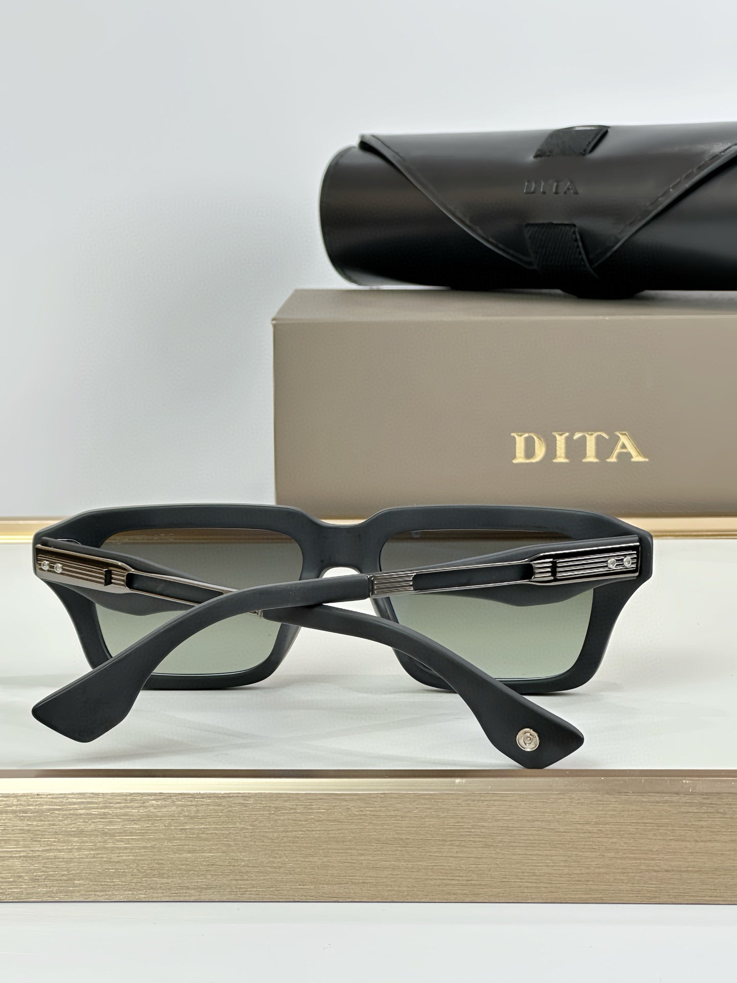 Dita DITA DETRON