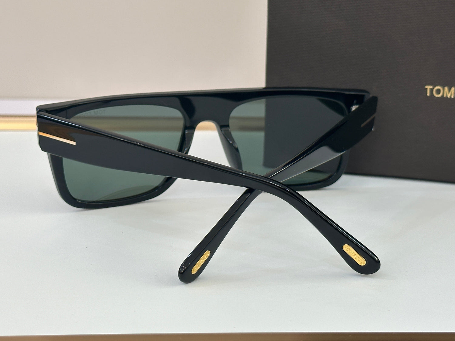 Tom Ford TF907 Sunglasses