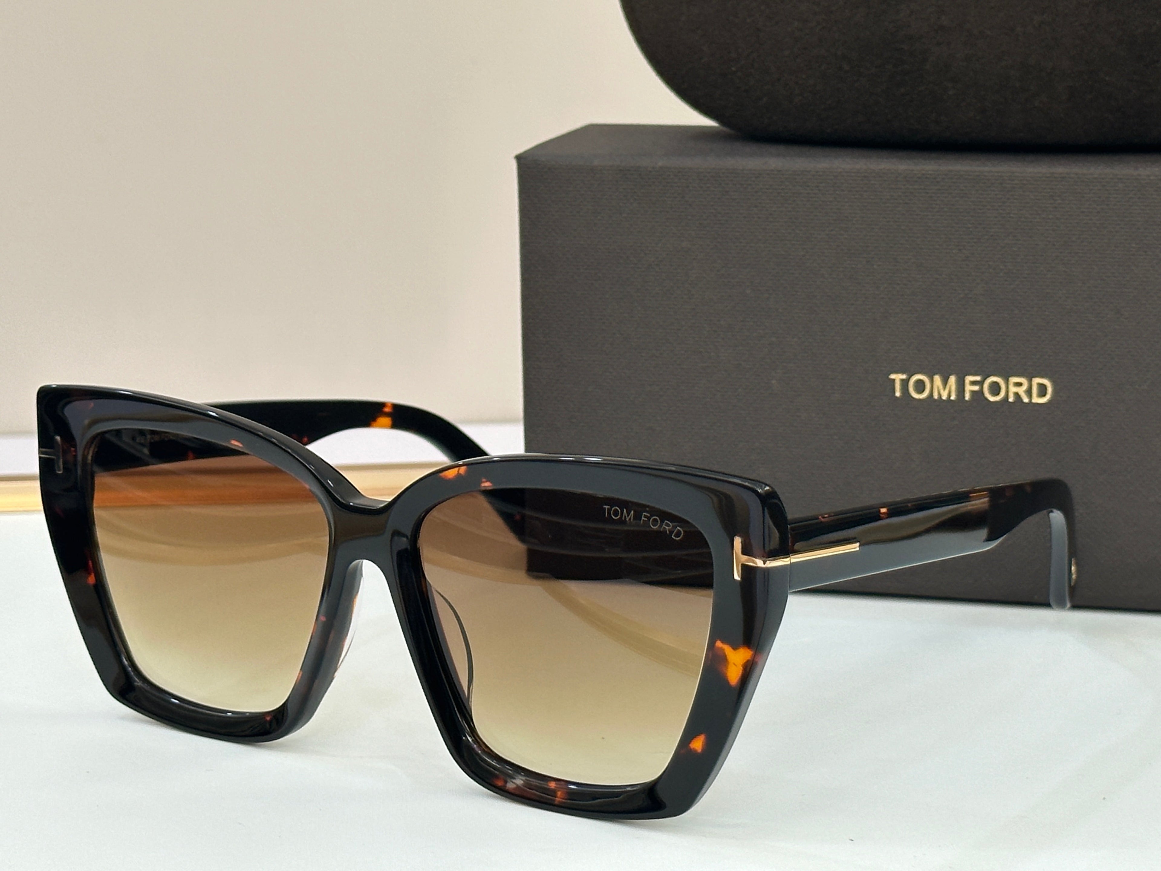 Tom Ford TF920 Sunglasses